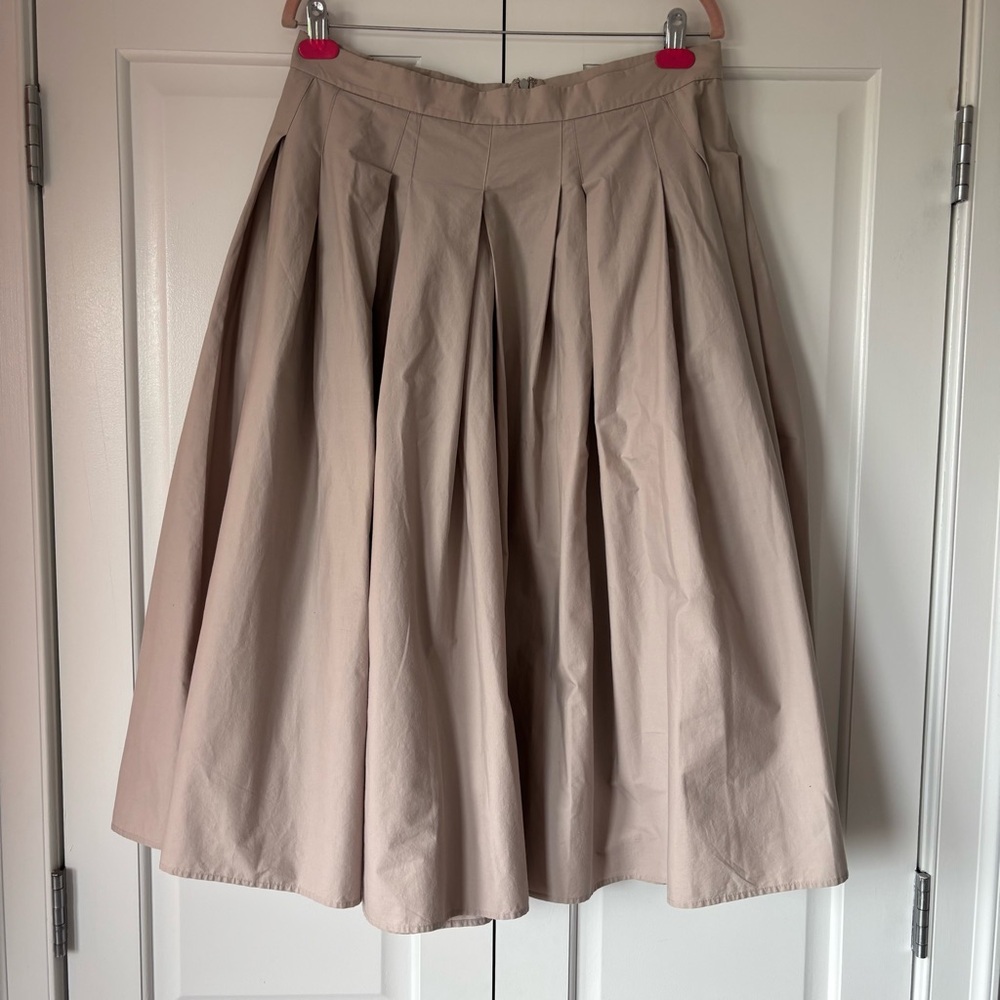 DKNY Pure Vintage Midi Cotton Khaki Skirt Size 14 Like New.